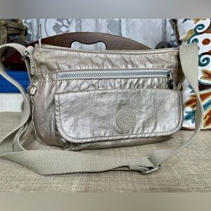 Kipling Shopper Tote Bag Metallic Gold Nylon Adjustable Strap Top Zip